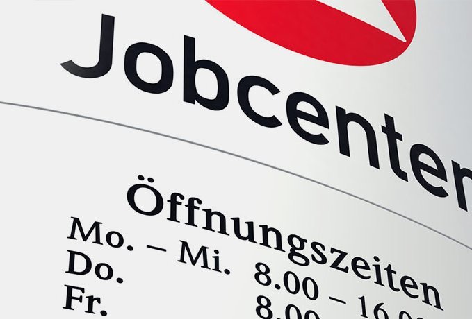Schild Jobcenter mit Logo